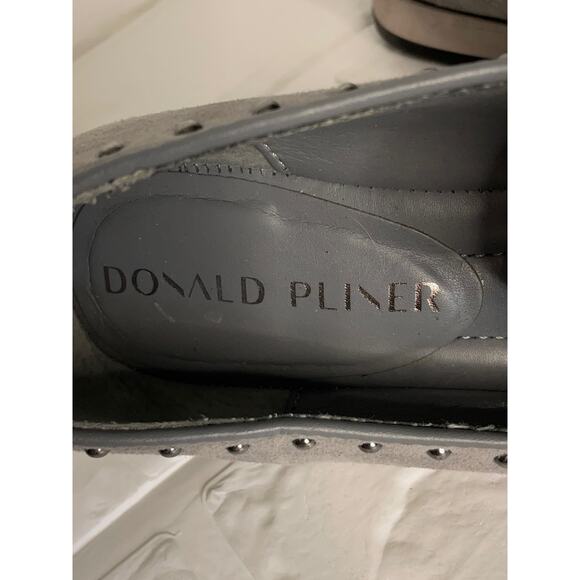 Donald J Pliner Rehbel 2 Gray Suede Pewter Studs Loafer Size 6M - Picture 6 of 8